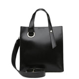 Lidia — Elegantní minimalistka