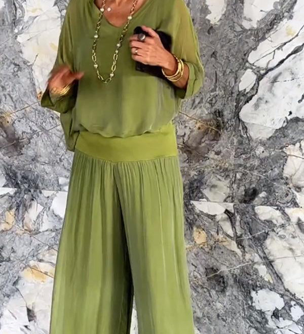 Larisa – Elegantní letní komplet s volnými kalhotami