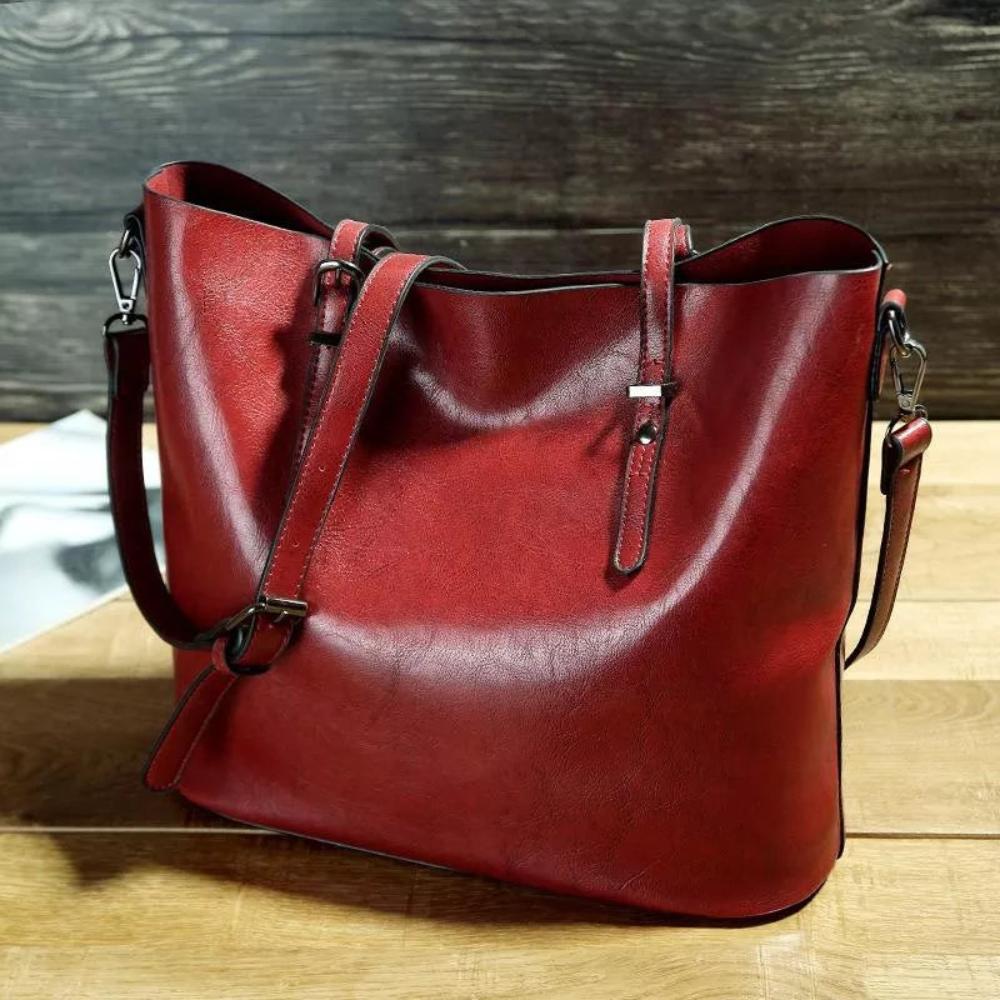 Adriana — Nadčasová vintage kabelka přes rameno