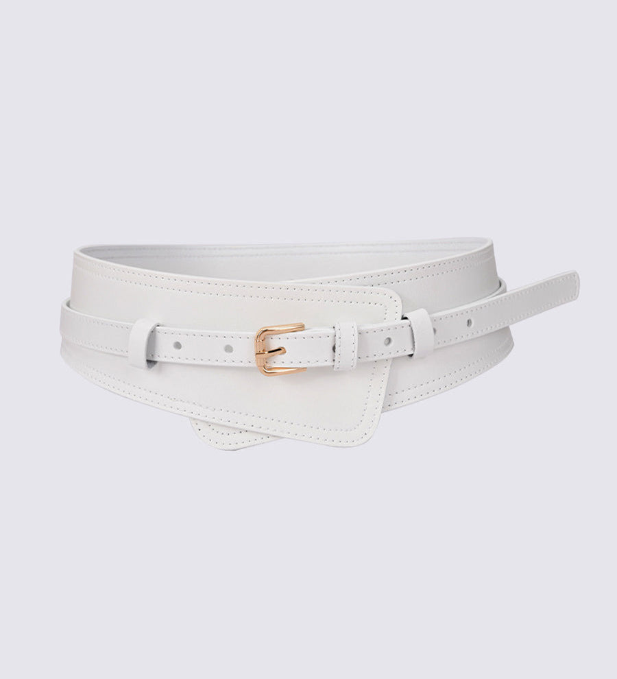 Corina – Wide strap with harness design