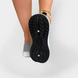 Sportovní boty z lehkého materiálu a s flexibilní podrážkou