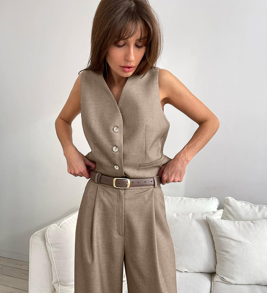 Ioana – Elegantní souprava s moderním střihem