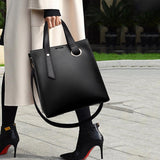 Lidia — Elegantní minimalistka