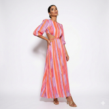 Valentina – Elegantní Šaty s Střízlivým Střihem a Přítomností