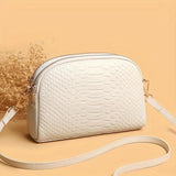 Cora — Malá crossbody kabelka s exotickou texturou