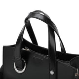 Lidia — Elegantní minimalistka